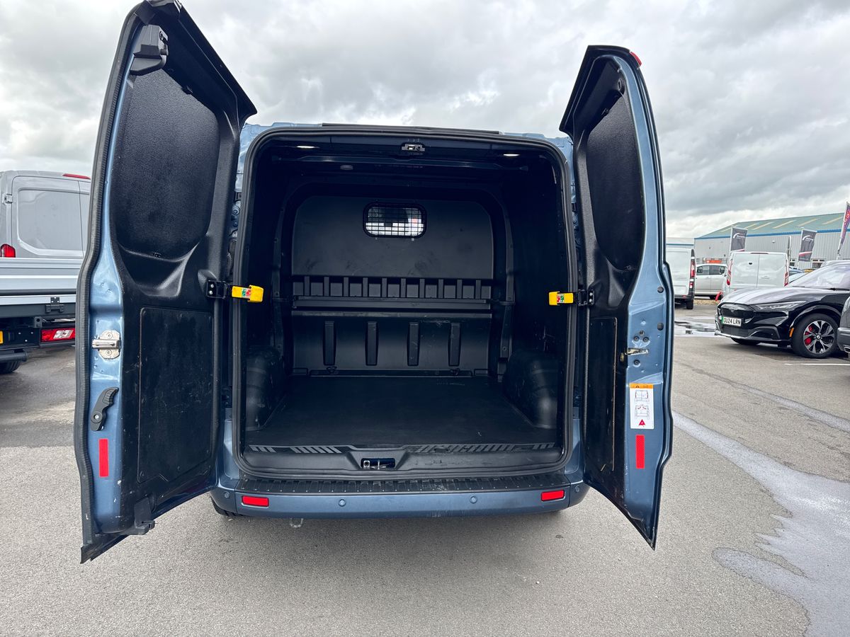 Used Ford Transit Custom 2022 for sale - 76577573: Photo 17