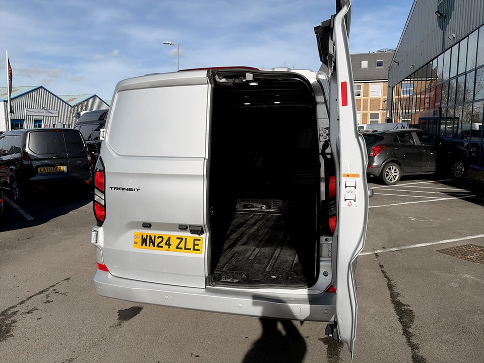 Used Ford Transit Custom 2024 for sale - 77707543: Photo 26