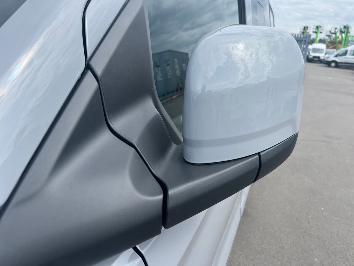 Used Ford Transit Custom 2025 for sale - 76425909: Photo 28