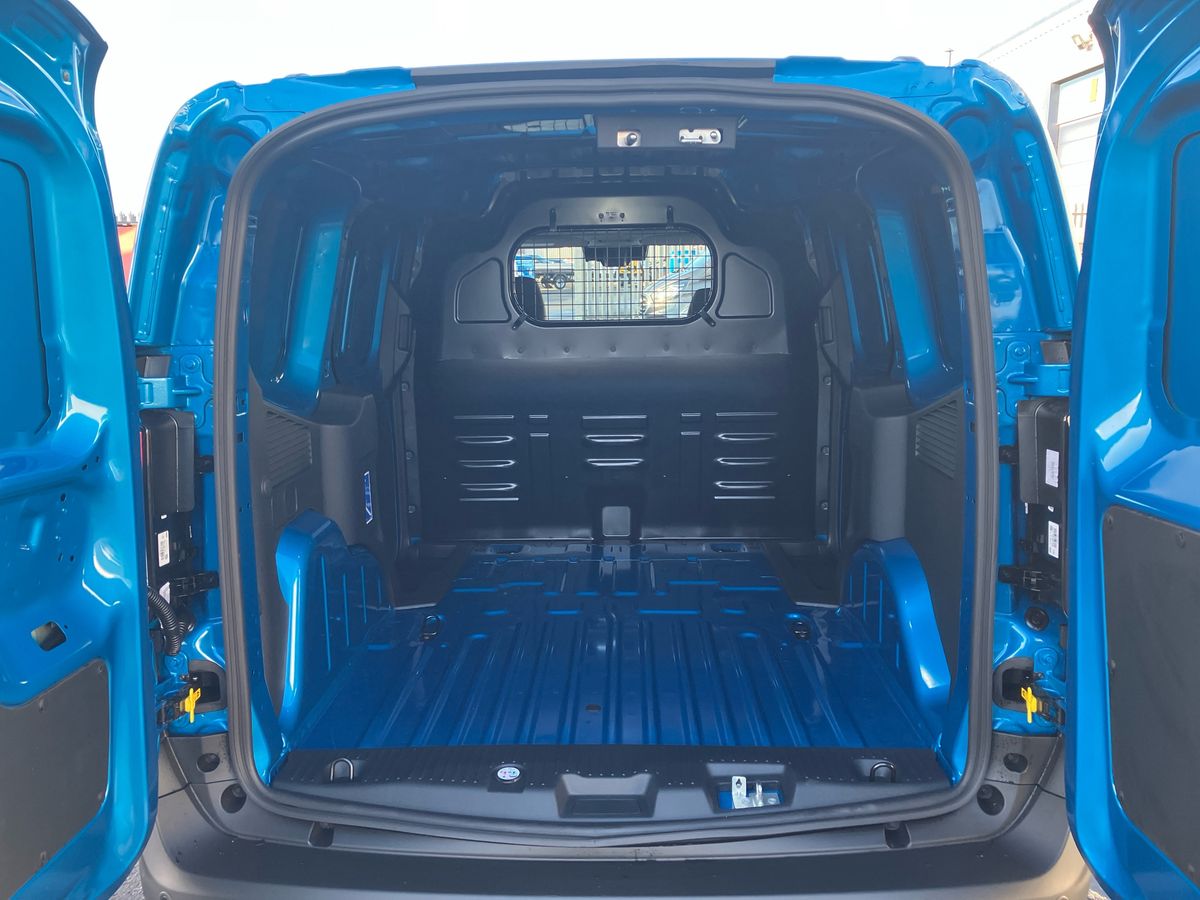 Used Ford Transit Courier 2025 for sale - 76969343: Photo 31