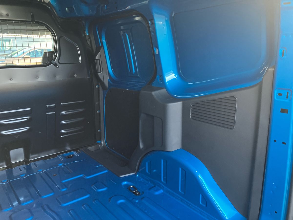 Used Ford Transit Courier 2025 for sale - 76969343: Photo 33