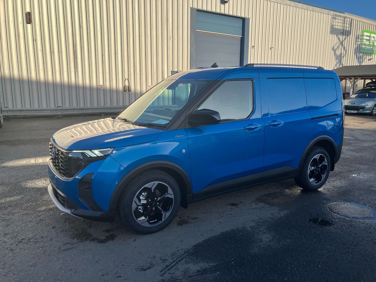 Used Ford Transit Courier 2025 for sale - 76969343: Photo 39