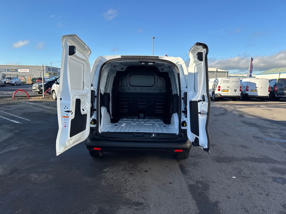 Used Ford Tourneo Courier 2025 for sale - 76892472: Photo 38