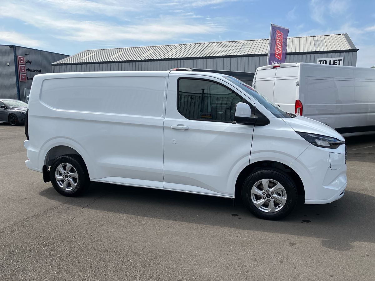 Used Ford Transit Custom 2025 for sale - 76171227: Photo 22