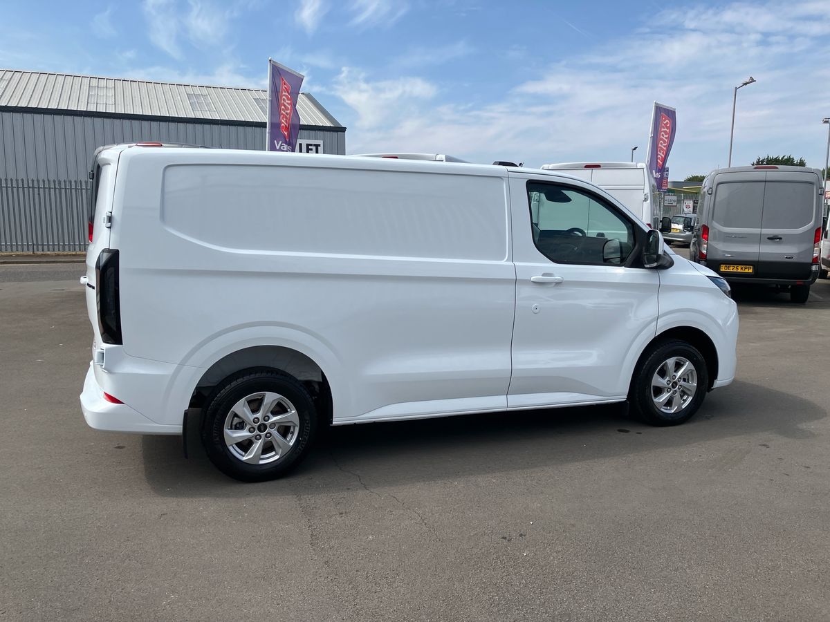 Used Ford Transit Custom 2025 for sale - 76171227: Photo 24