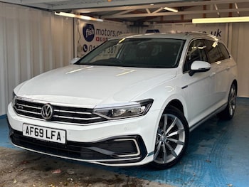 Volkswagen - Passat