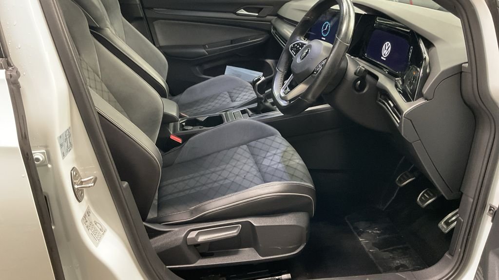 Used Volkswagen Golf 2020 for sale - 76950764: Photo 2