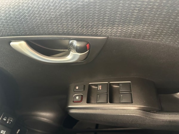 Used Honda Jazz 2015 for sale - 75275372: Photo 23