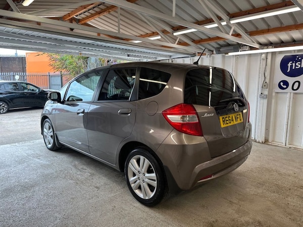 Used Honda Jazz 2015 for sale - 75275372: Photo 6