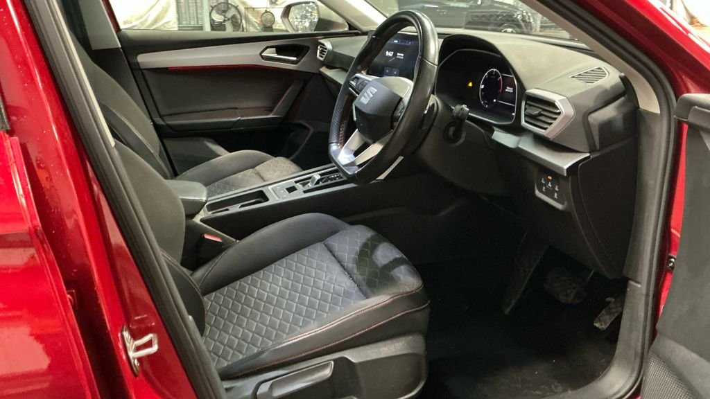 Used SEAT Leon 2021 for sale - 77621813: Photo 2