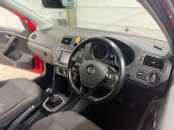 Used Volkswagen Polo 2017 for sale - 73927436: Photo