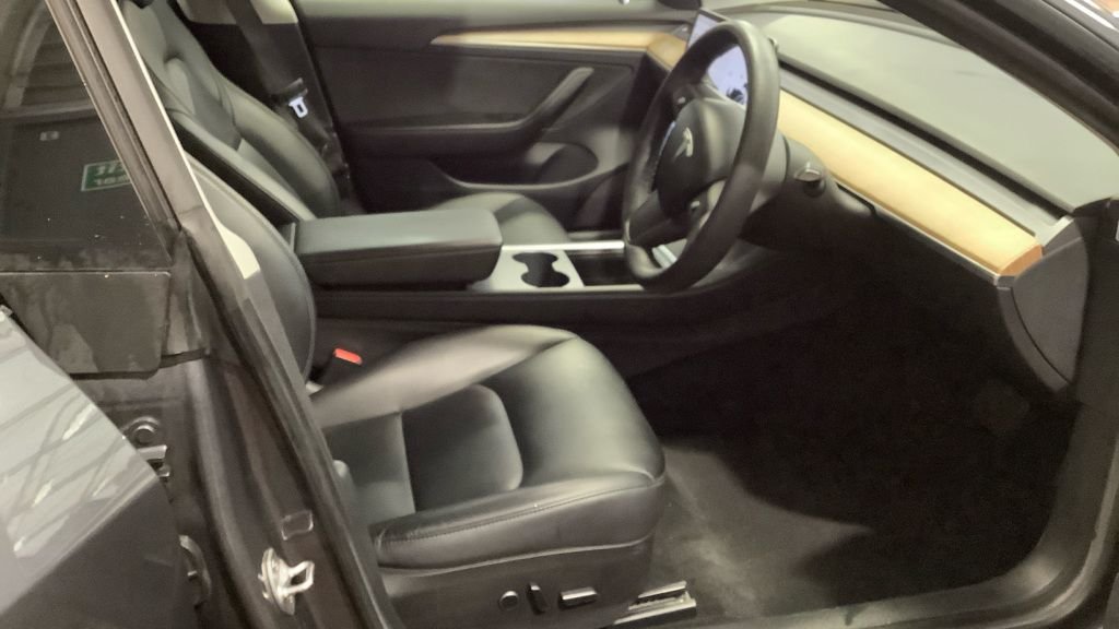 Used Tesla Model 3 2021 for sale - 77276206: Photo 2