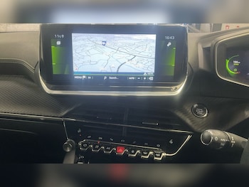 Used Peugeot 2008 2021 for sale - 78672519: Photo