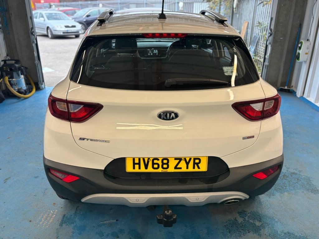 Used Kia Stonic 2018 for sale - 76210645: Photo 15
