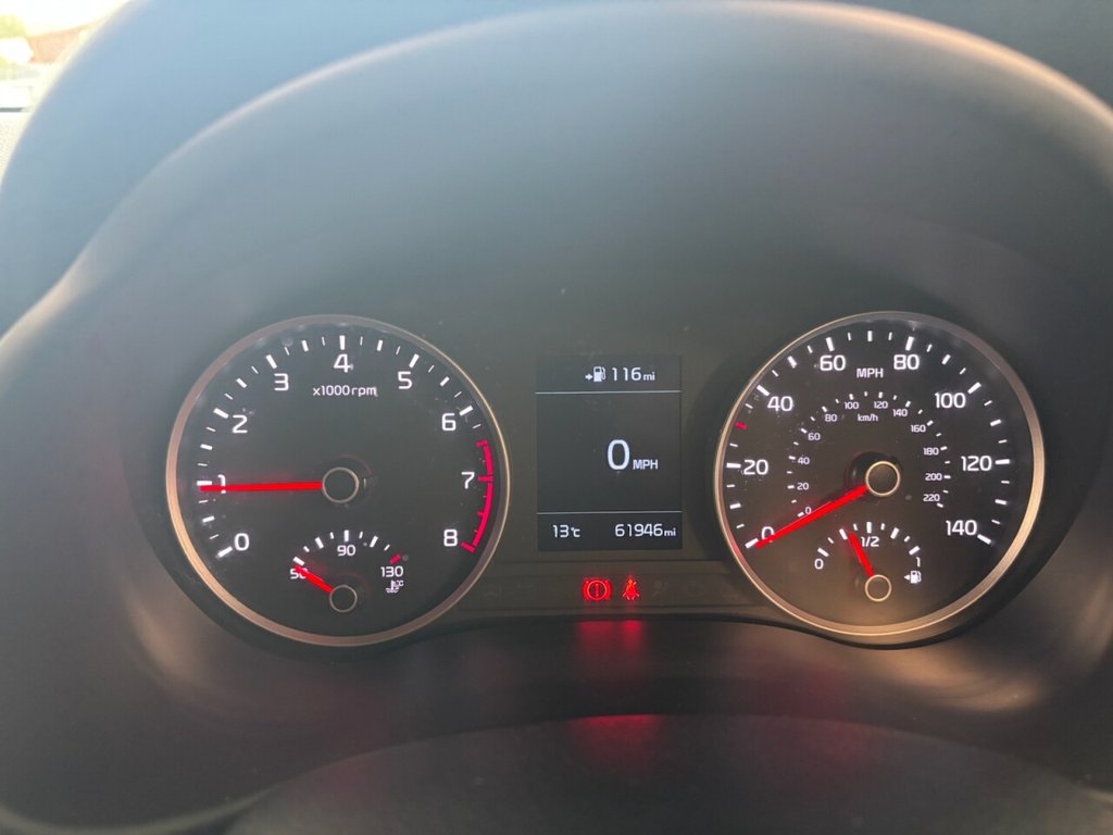 Used Kia Stonic 2018 for sale - 76210645: Photo 19