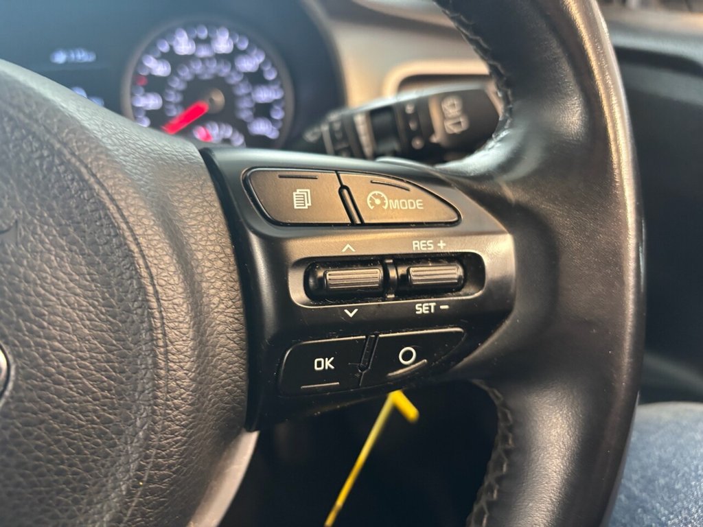 Used Kia Stonic 2018 for sale - 76210645: Photo 22