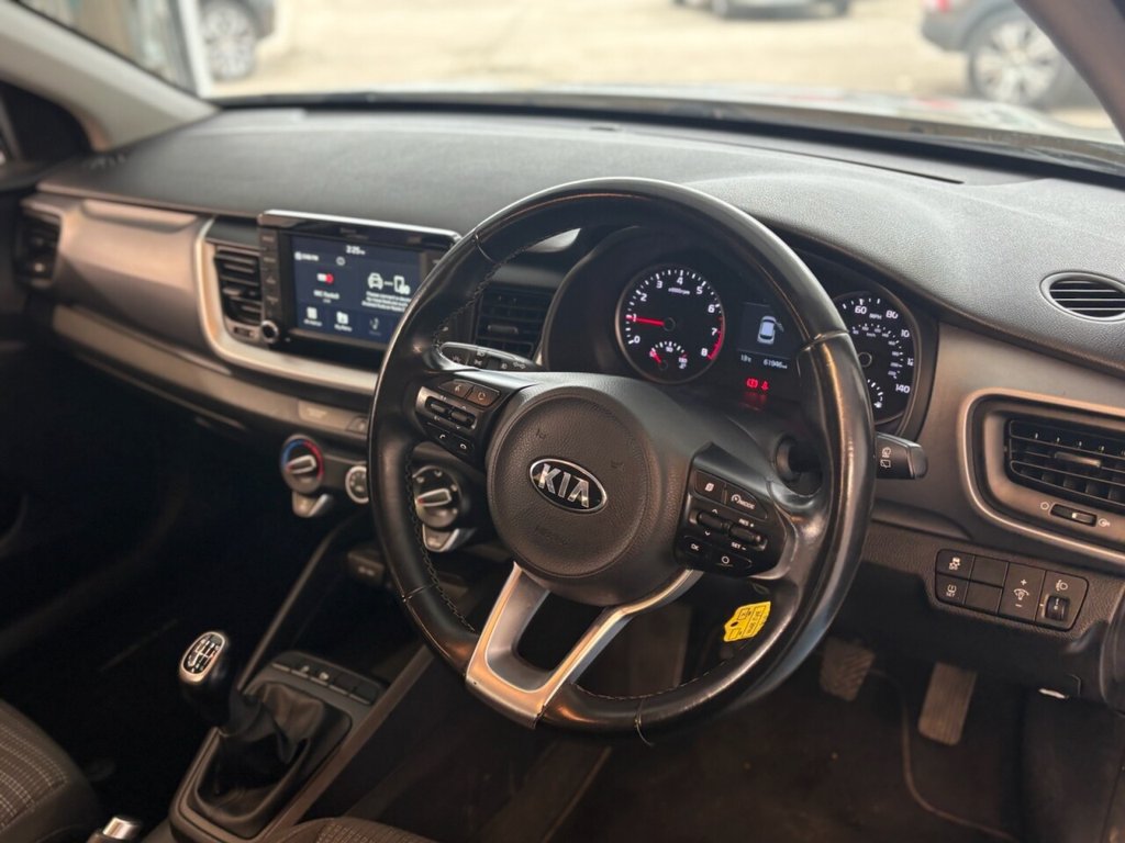 Used Kia Stonic 2018 for sale - 76210645: Photo 27