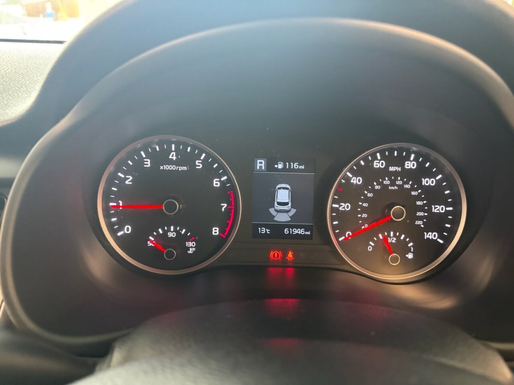 Used Kia Stonic 2018 for sale - 76210645: Photo 29