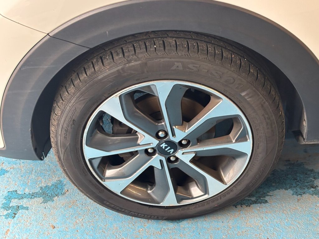 Used Kia Stonic 2018 for sale - 76210645: Photo 30