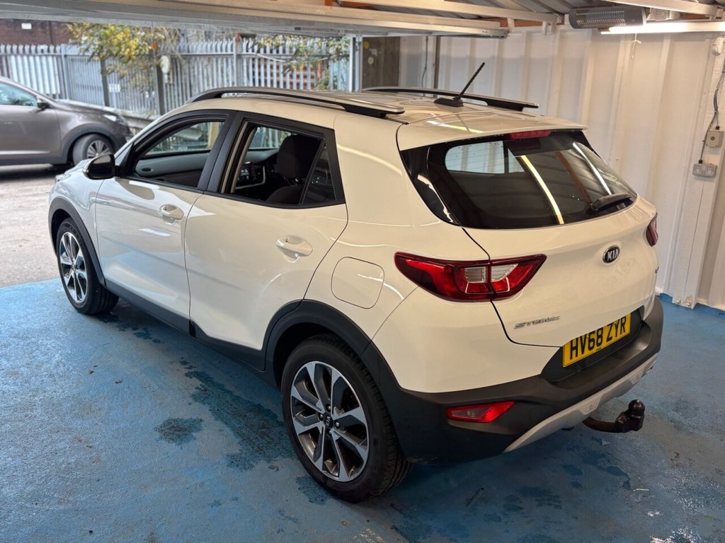 Used Kia Stonic 2018 for sale - 76210645: Photo 7