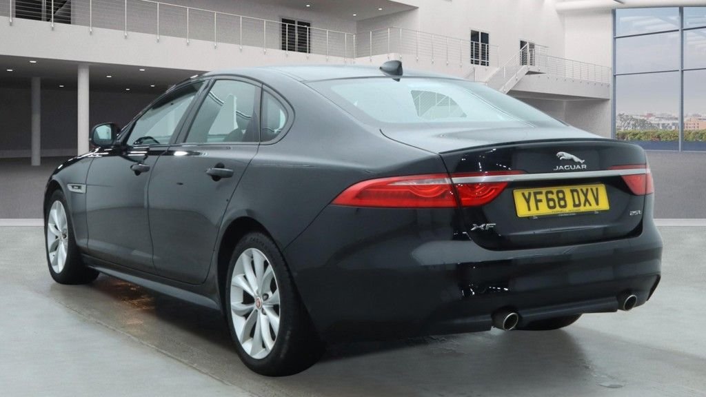Used Jaguar XF 2018 for sale - 77276446: Photo 5