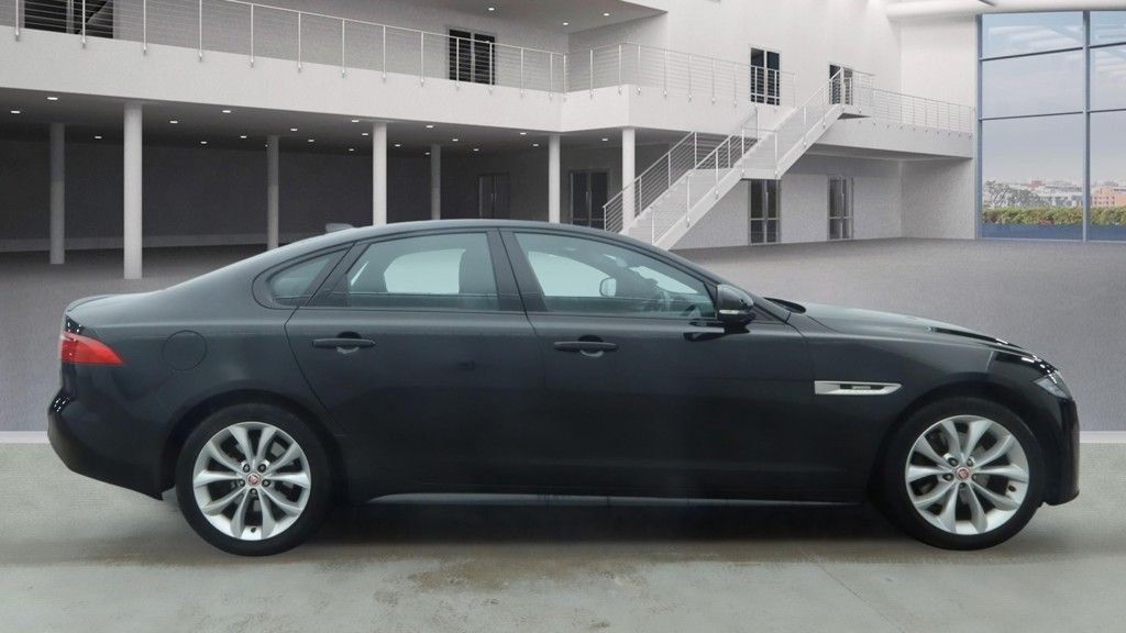 Used Jaguar XF 2018 for sale - 77276446: Photo 7