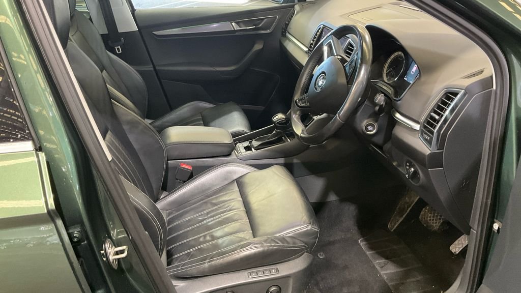 Used Skoda Karoq 2018 for sale - 77879933: Photo 2