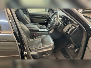 Used Land Rover Discovery 2017 for sale - 75936896: Photo