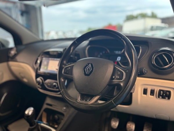 Used Renault Captur 2019 for sale - 75726946: Photo 2