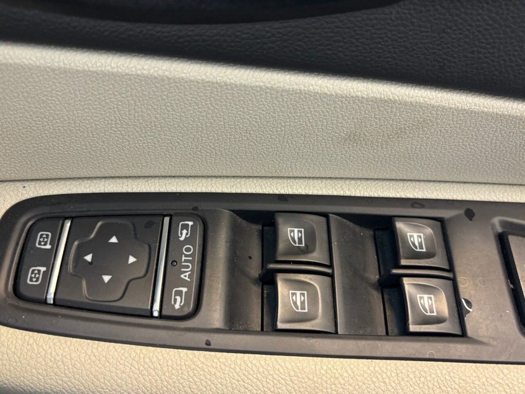 Used Renault Captur 2019 for sale - 75726946: Photo 35