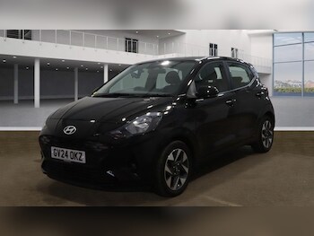 Used Hyundai i10 2024 for sale - 76655203: Photo