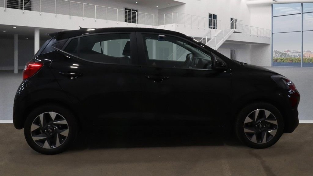Used Hyundai i10 2024 for sale - 76655203: Photo 7