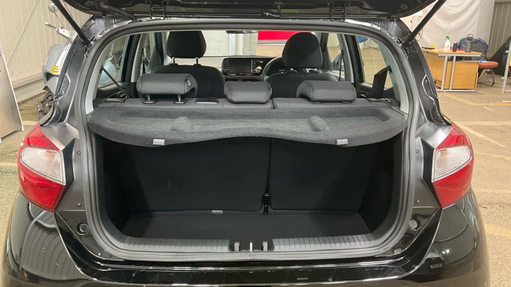 Used Hyundai i10 2024 for sale - 76655203: Photo 9