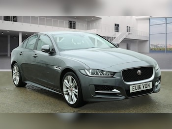 Used Jaguar XE 2016 for sale - 77621705: Photo