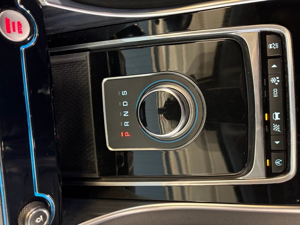 Used Jaguar XE 2016 for sale - 77621705: Photo 30