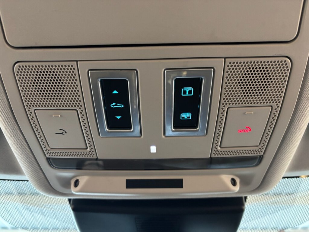 Used Jaguar XE 2016 for sale - 77621705: Photo 35