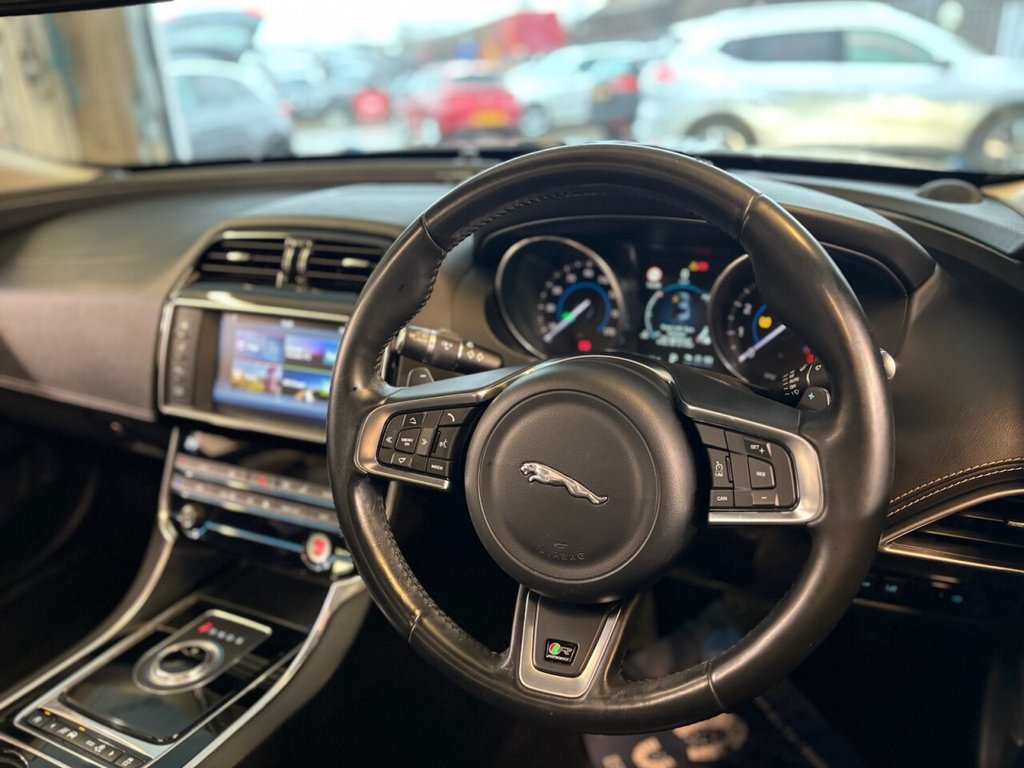 Used Jaguar XE 2016 for sale - 77621705: Photo 42