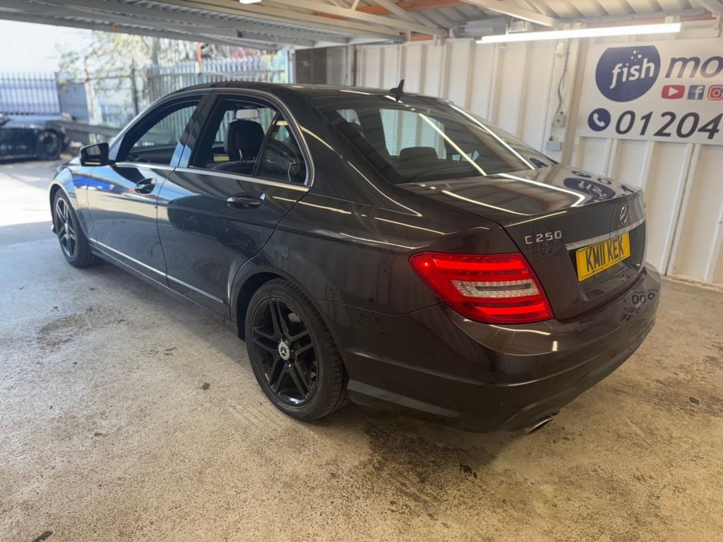 Used Mercedes-Benz C Class 2011 for sale - 77227519: Photo 11