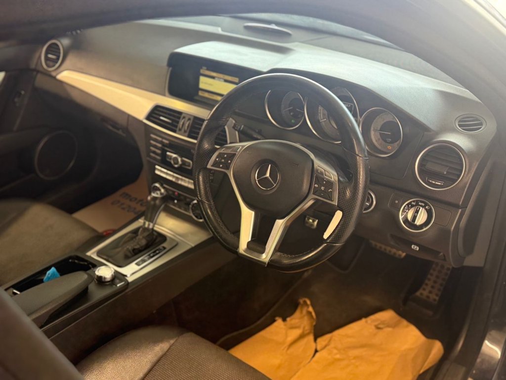 Used Mercedes-Benz C Class 2011 for sale - 77227519: Photo 2