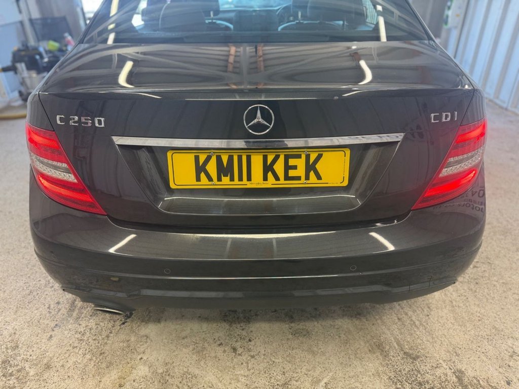 Used Mercedes-Benz C Class 2011 for sale - 77227519: Photo 21