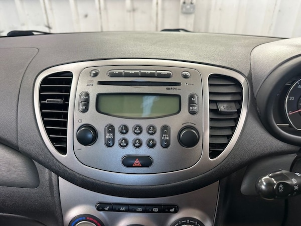 Used Hyundai i10 2012 for sale - 75410987: Photo 17