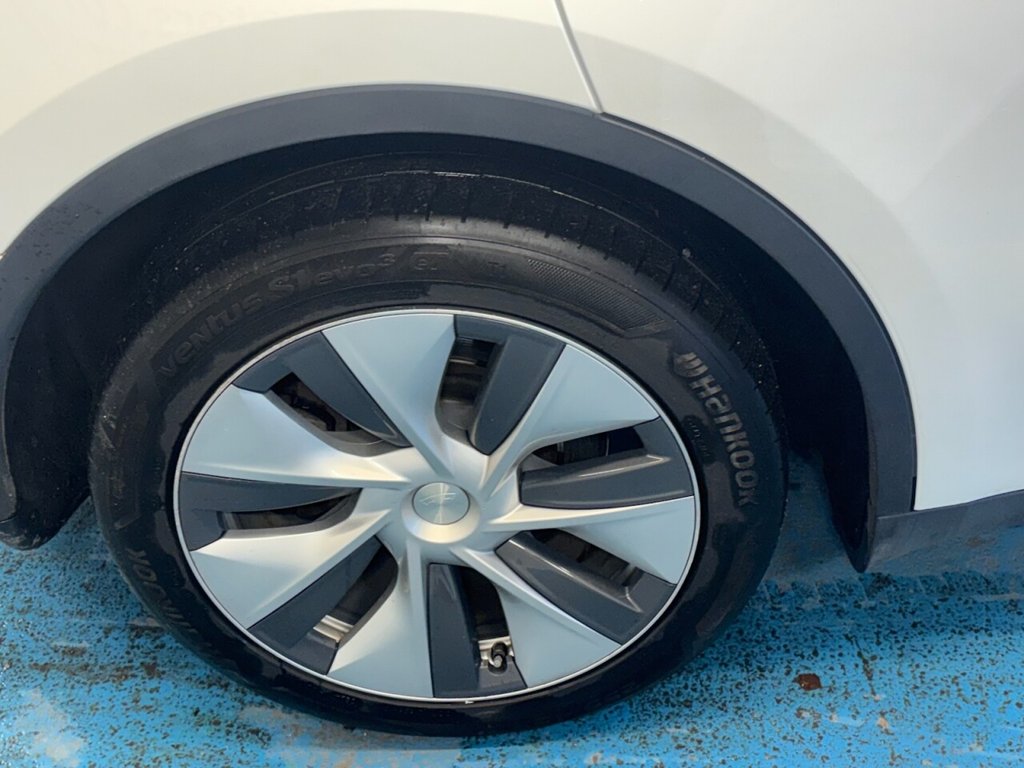 Used Tesla Model Y 2022 for sale - 76345793: Photo 23