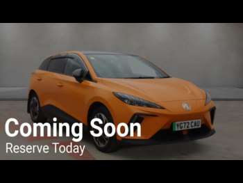 2022 (72) - 64kWh Trophy Long Range Hatchback 5dr Electric Auto (203 ps)+1 FORMER KEEPE