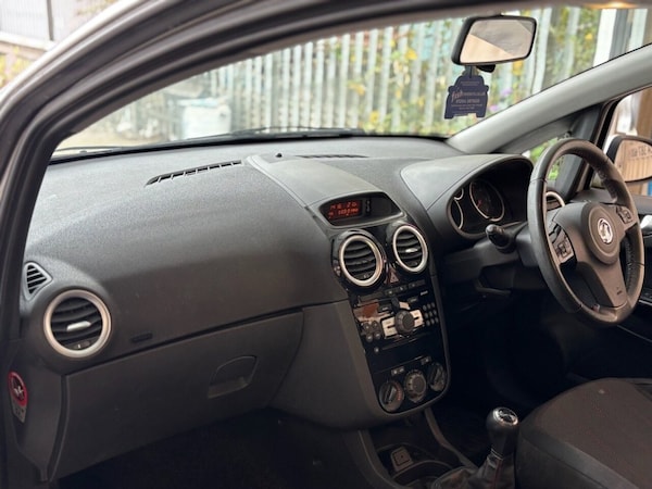 Used Vauxhall Corsa 2014 for sale - 75585179: Photo 7