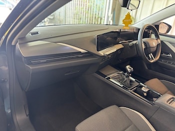 Used Vauxhall Astra 2023 for sale - 78864015: Photo