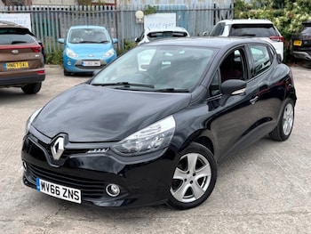 2016 (66) - 1.5 dCi ECO Play Hatchback 5dr Diesel Manual Euro 6 (s/s) (90 ps)+2 KEYS+1