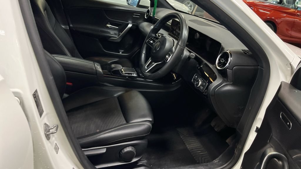 Used Mercedes-Benz A-Class 2019 for sale - 77850193: Photo 2