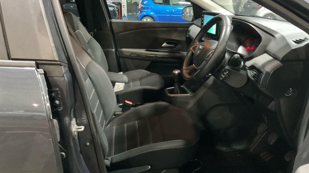 Used Dacia Jogger 2022 for sale - 77356271: Photo 2