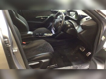 Used Peugeot 2008 2022 for sale - 77780825: Photo