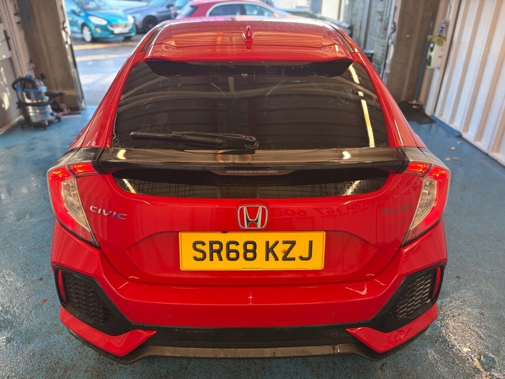 Used Honda Civic 2019 for sale - 76417390: Photo 18